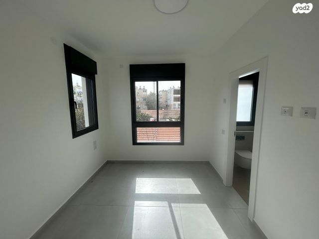 דירה, דניאל 3, ניצנה, בת ים