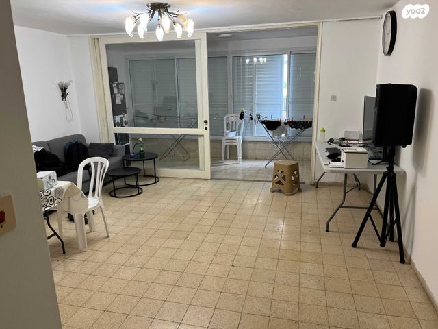 דירה, פנחס לבון 2, שיכון ותיקים, חולון