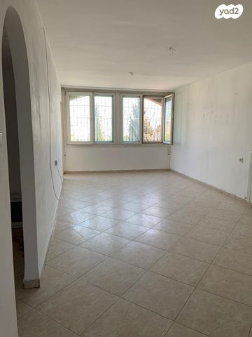 דירה, הגננת 5, גילה, ירושלים