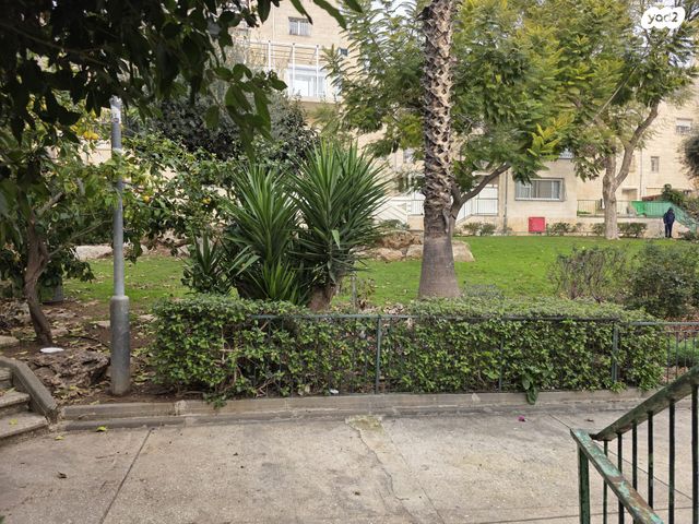 דירת גן, יגאל אלון 10, רמות, ירושלים