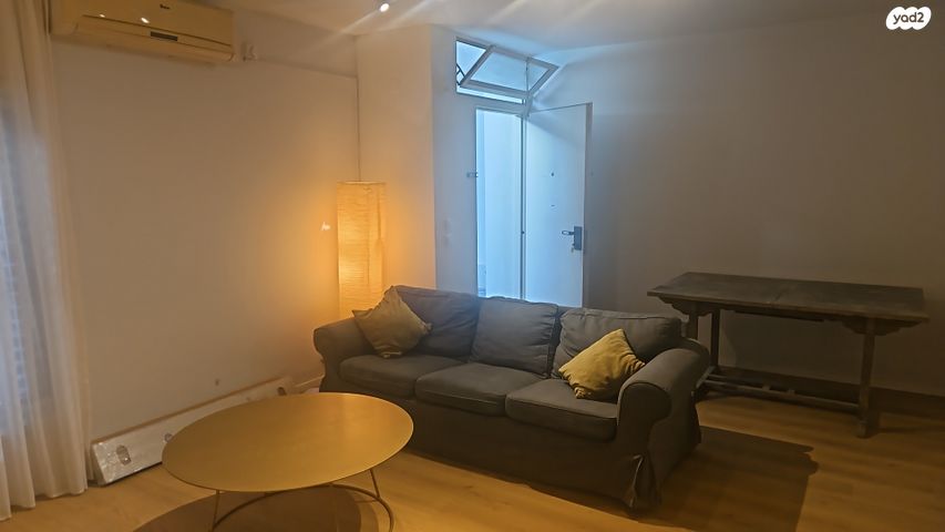 יחידת דיור, הגולן 38, רמת החייל, תל אביב יפו