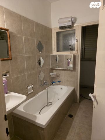 דופלקס, גד מכנס 18, המרכז השקט / מרכז העיר, פתח תקווה