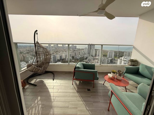 דירה, קרל פופר 9, קרית המדע, נתניה