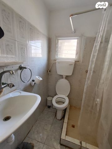 דירה, הראשונים 27, רובע א', אשדוד