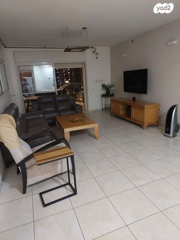 דירה, אמיר דרורי 38, קרית אילון, חולון