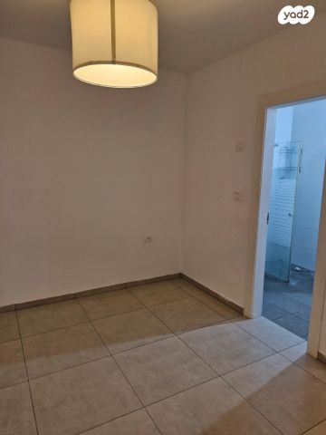 דירה, הרב שלמה מכלוף אורגד 4, כוכב הצפון, נתניה