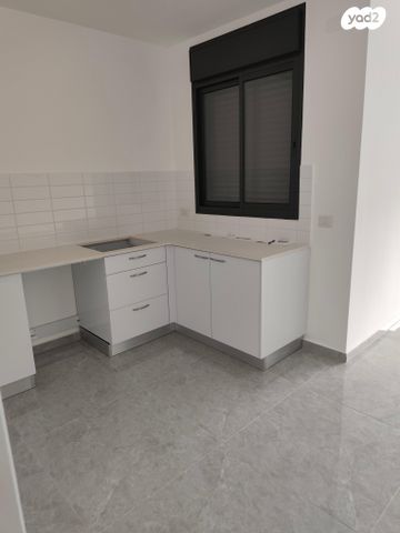 דירה, הכלנית 7, קרית גיורא, אור יהודה