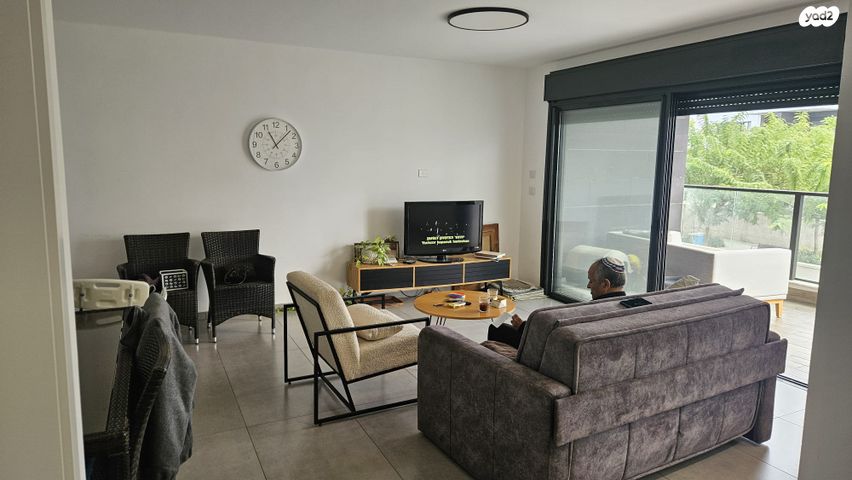 דירה, חיים נחמן ביאליק 16, גן יבנה מערב, גן יבנה