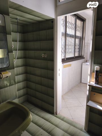 דירה, חומה ומגדל 2, מרכז, קרית עבודה, חולון