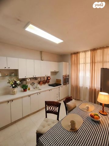 צבי הירשפלד 1