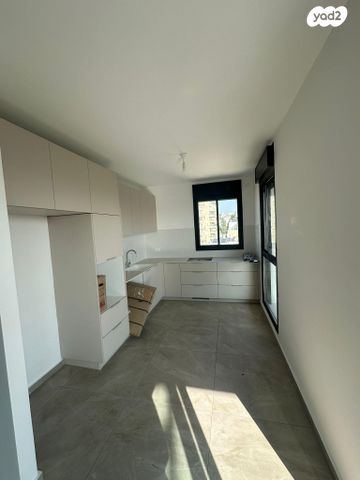 דירה, החקלאי 3, מגדיאל, הוד השרון