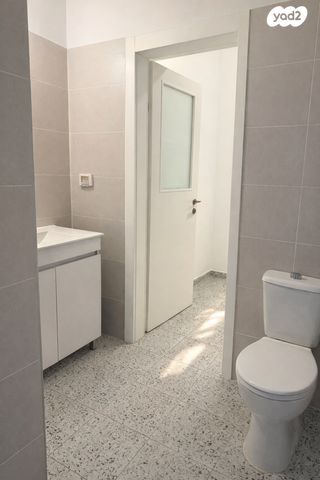 דירה, לאה גולדברג 10, צפון נס ציונה, נס ציונה