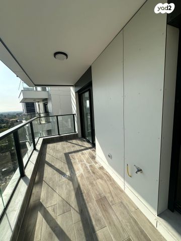 דירה, החקלאי 3, מגדיאל, הוד השרון