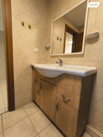 יחידת דיור, השיטה 8, הגבעה, אבן יהודה