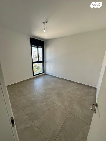 דירה, החקלאי 3, מגדיאל, הוד השרון