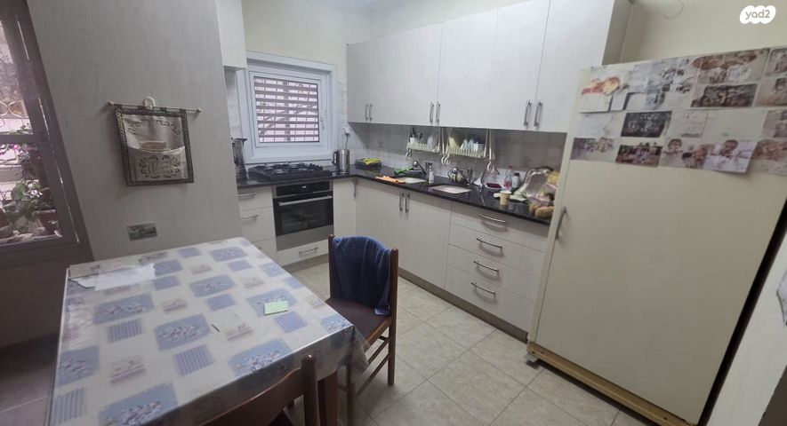 דירה, ג' / מרכז מזרח העיר, רחובות