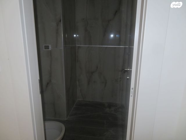 דירת גן, נתן אלבז, אשדוד