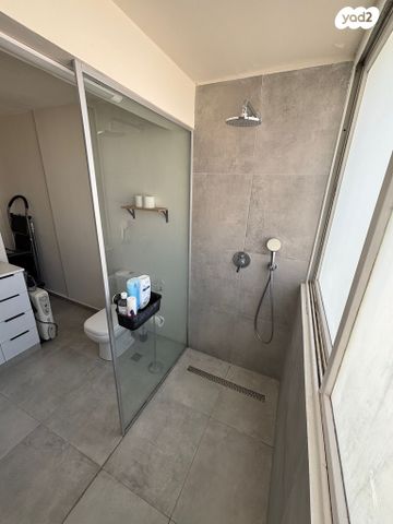 גג/ פנטהאוז, בזל 31, הצפון הישן - צפון, תל אביב יפו