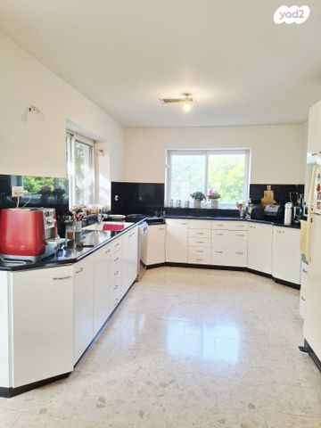 בית פרטי/ קוטג', חרות, חרות