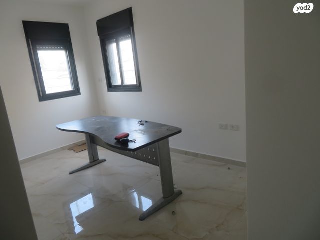 דירת גן, נתן אלבז, אשדוד