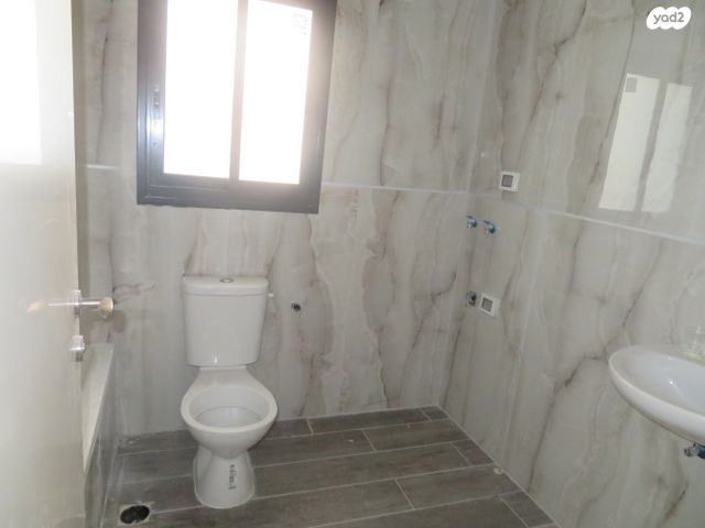 דירת גן, נתן אלבז, אשדוד