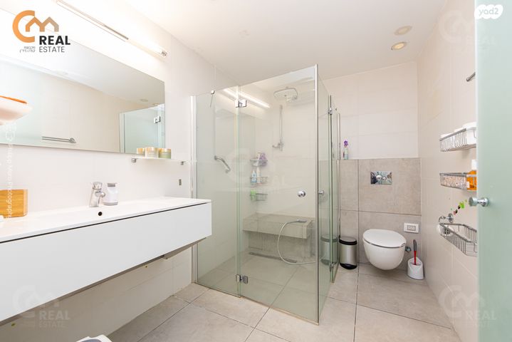 דירה, שדרות אבא חושי, סביוני הכרמל, חיפה