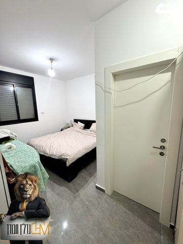 דירה, יהושוע אזולאי 8, נווה שרון / שער העיר, נתיבות