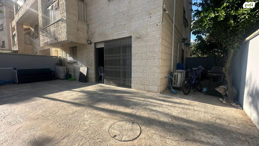 דירת גן, עוזי חיטמן 30, קרית האמנים, מצליח, רמלה