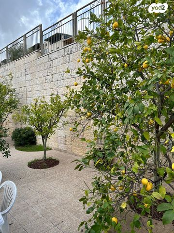 דו משפחתי, הברושים 34, כרמיאל