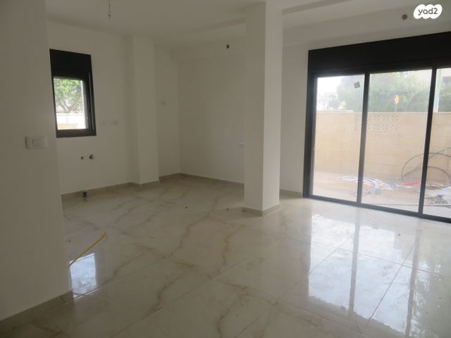 דירת גן, נתן אלבז, אשדוד