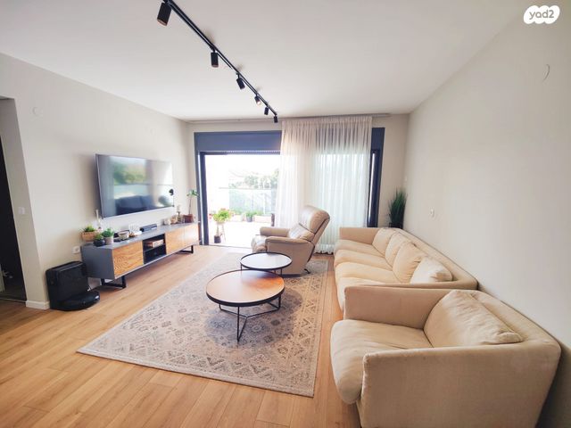 דירה, דרך לב השרון, צורן, קדימה צורן