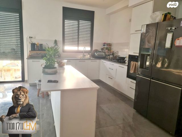 דירה, יהושוע אזולאי 8, נווה שרון / שער העיר, נתיבות