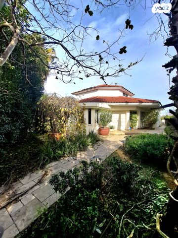 בית פרטי/ קוטג', חרות, חרות