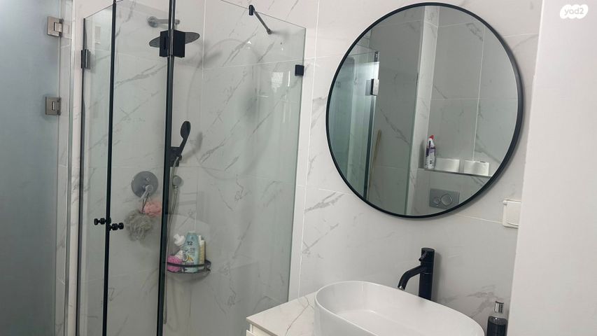 דירת גן, עוזי חיטמן 30, קרית האמנים, מצליח, רמלה