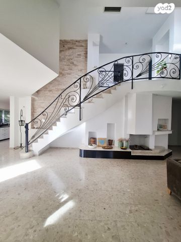 בית פרטי/ קוטג', חרות, חרות