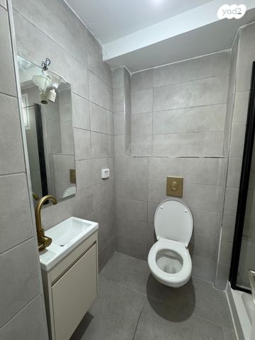 דירה, השופר, כלי שיר, מעלה אדומים