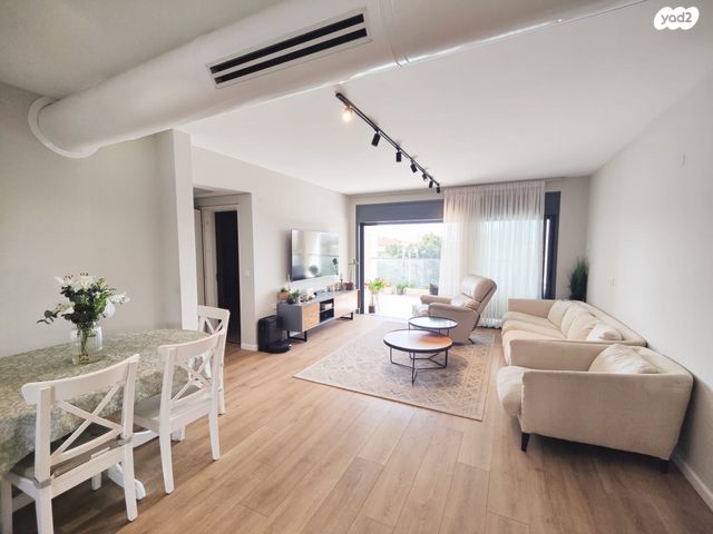 דירה, דרך לב השרון, צורן, קדימה צורן