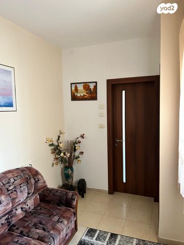 דו משפחתי, הברושים 34, כרמיאל