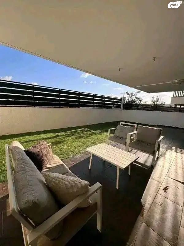 דירת גן, מרכז, קרית עבודה, חולון