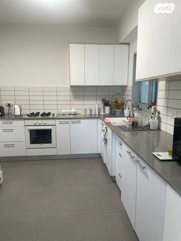 דירה, קרל פופר, קרית המדע, נתניה