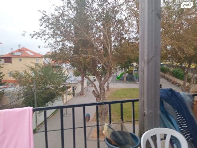 גג/ פנטהאוז, נגבה 13, עמידר, בת ים