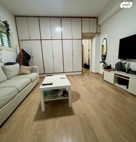 מרתף/ פרטר, אנטיגונוס, הצפון החדש - צפון, תל אביב יפו