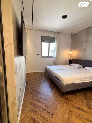 דירה, ביאליק, מרכז, קרית עבודה, חולון