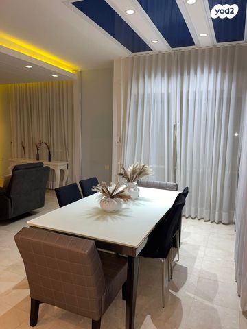 גג/ פנטהאוז, שדרות ירושלים, מרכז העיר דרום, נתניה