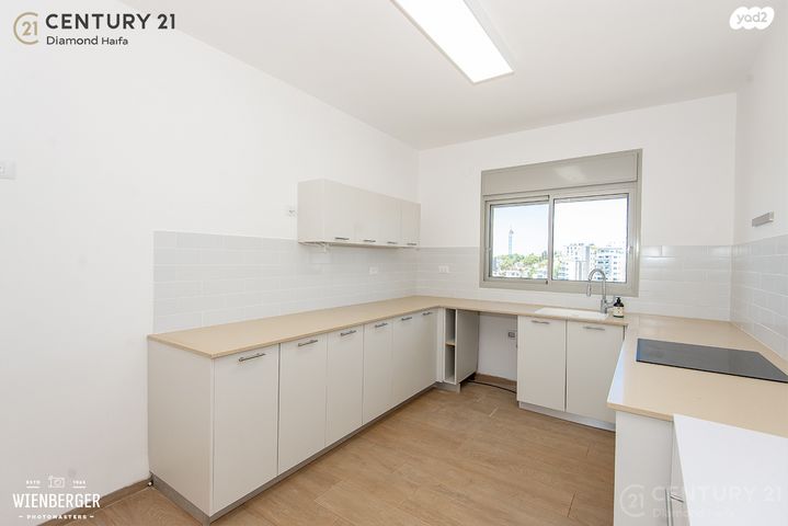 גג/ פנטהאוז, מרגלית, שמבור, חיפה