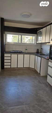 דירה, רמת הנשיא, בת ים