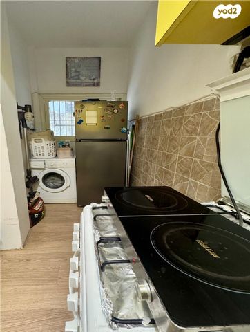 מרתף/ פרטר, אנטיגונוס, הצפון החדש - צפון, תל אביב יפו