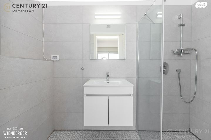 גג/ פנטהאוז, מרגלית, שמבור, חיפה