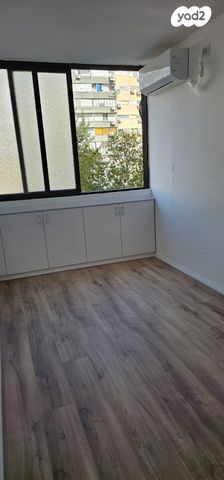 דירה, רמת הנשיא, בת ים