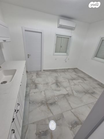 דירה, לב העיר, בת ים